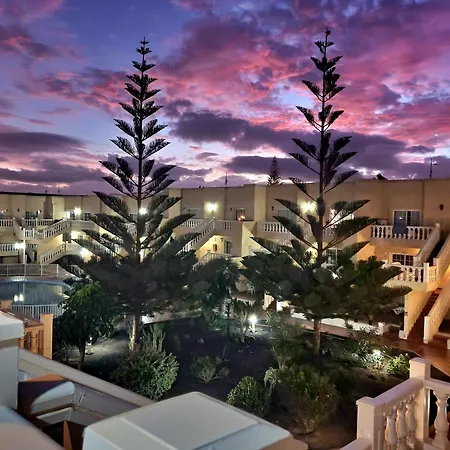 'casa Ideal' A22 - Arenas Complex Apartment *